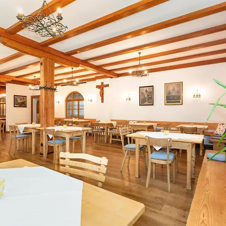 Maria Kirchental * Sankt Martin bei Lofer