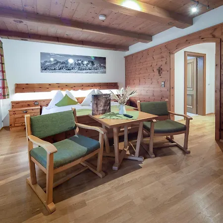 Maria Kirchental Hotel *