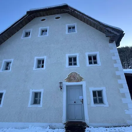 Maria Kirchental Hotel *