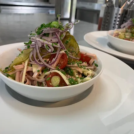 Maria Kirchental Hotel *