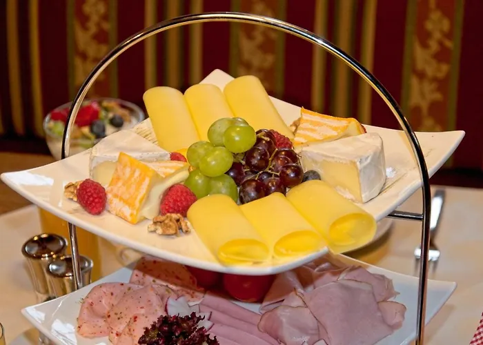 Отель Maria Kirchental Санкт-Мартин-бай-Лофер