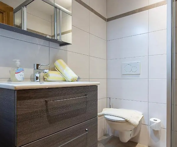 Maria Kirchental Отель